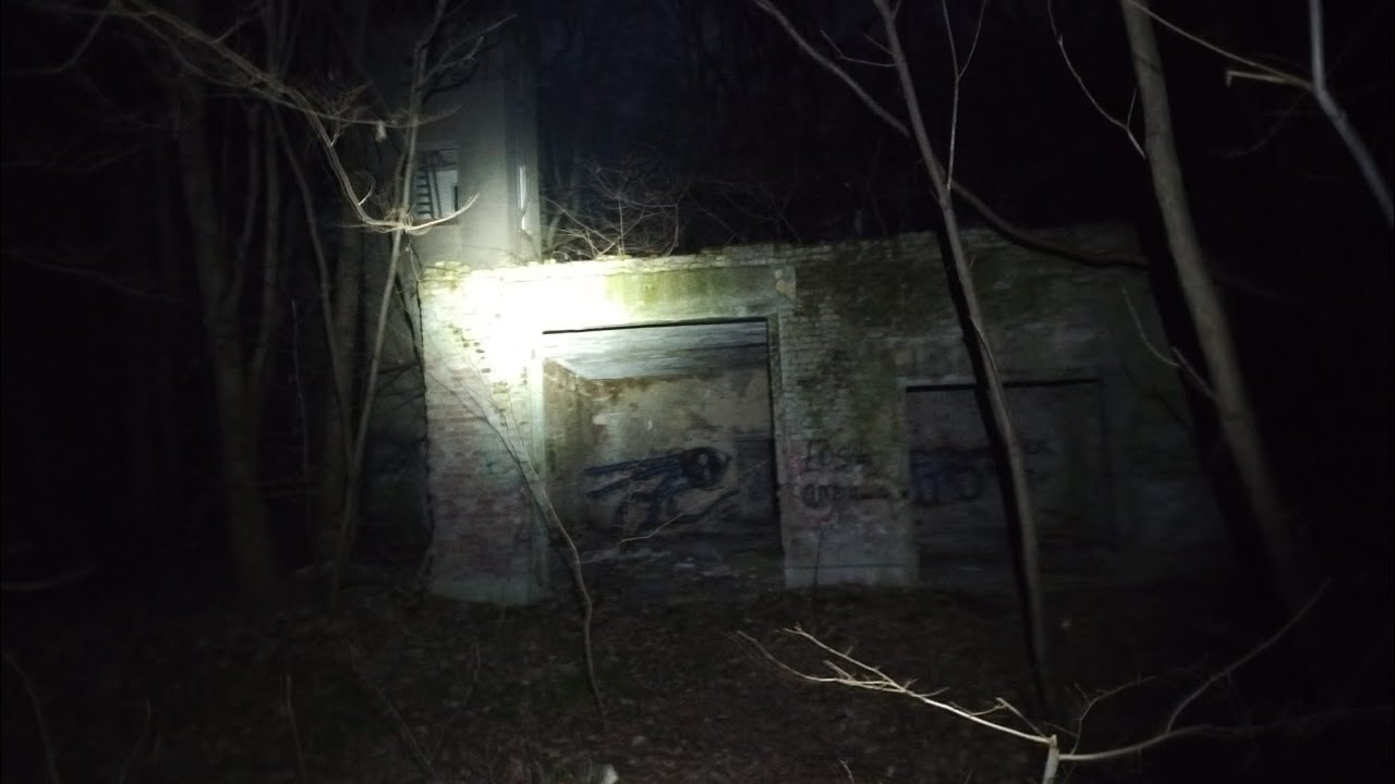 Verlassener Bunker Teil 1 und Lagerhaus