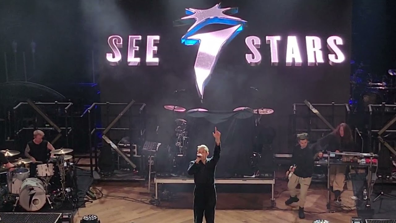I See Stars - 