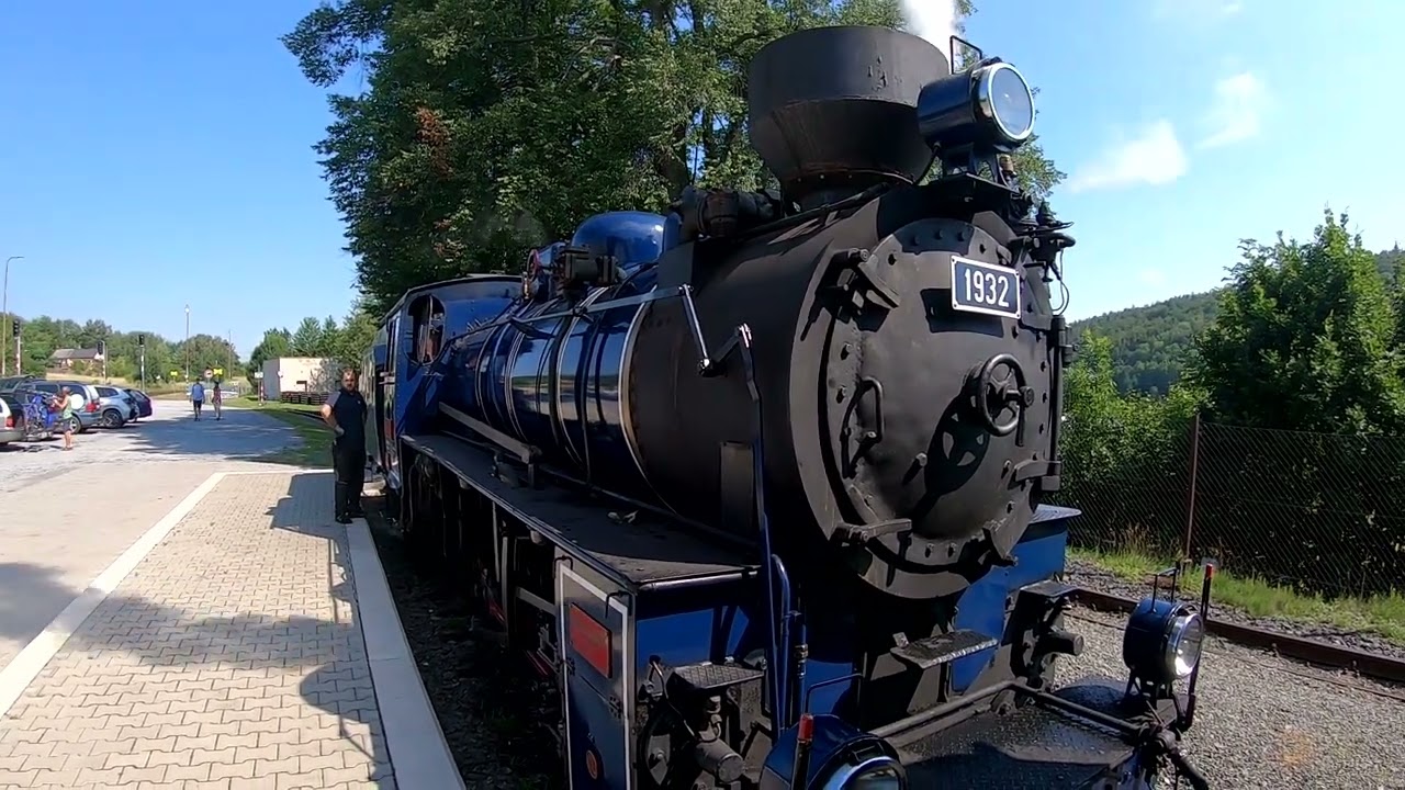 Parow&oacute;z U57.001 z pociągiem Retro Osobłoga - Třeme&scaron;n&aacute;,  Osoblazska Uzkokolejka - Czechy - Część 1