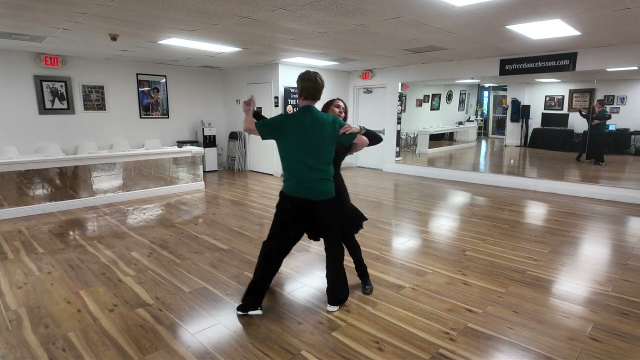 Newcomers Bronze Waltz