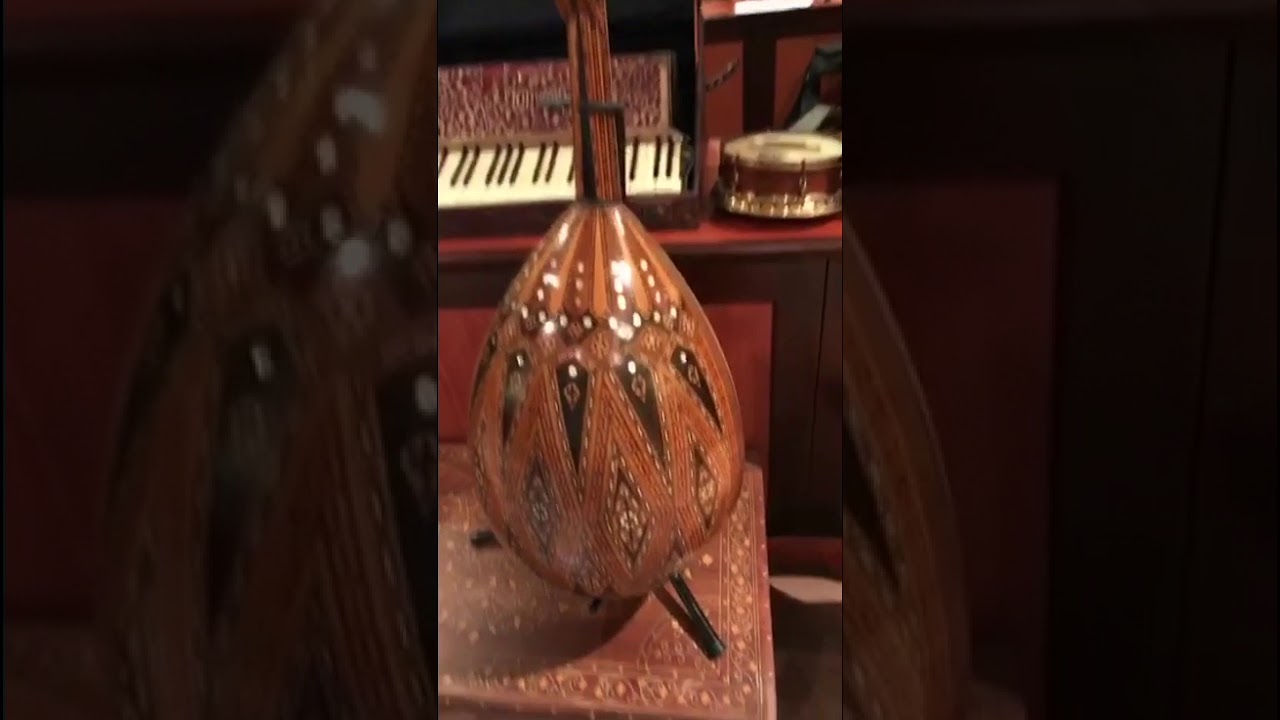 دعوه للفنان / دريع من السيد / درويش بن عبدالله الدرويش لمتحف اعواد من التراث الانيق