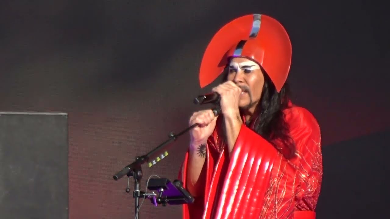 Empire of the Sun - Cherry Blossom (Live) Paris, Rock en Seine 2025