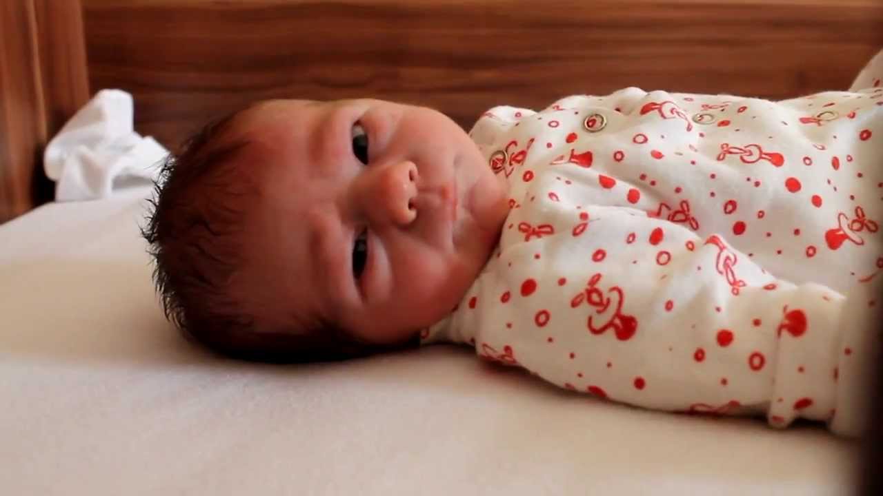 Waking ritual of a 1 week old baby