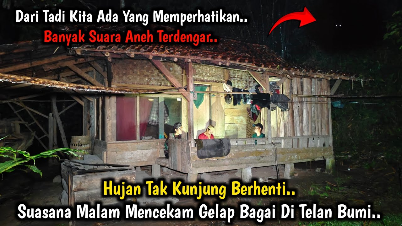 MALAM MENCEKAM.. TERNYATA SEPERTI INI RASA NYA MENGINAP DI RUMAH TENGAH HUTAN TANPA LISTRIK