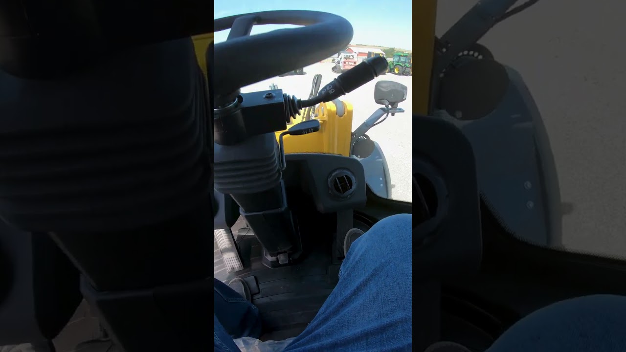 Zwiedź ze mną kabinę ładowarki kołowej John Deere 324P! 🤩
