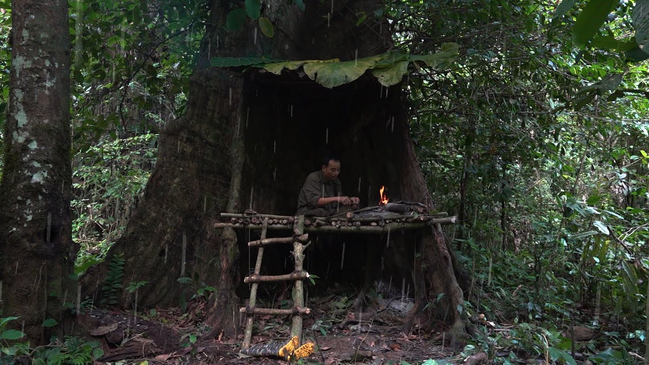 7 DAYS SOLO SURVIVAL - no FOOD, no WATER - Sheltering in the rain, hunting and cooking