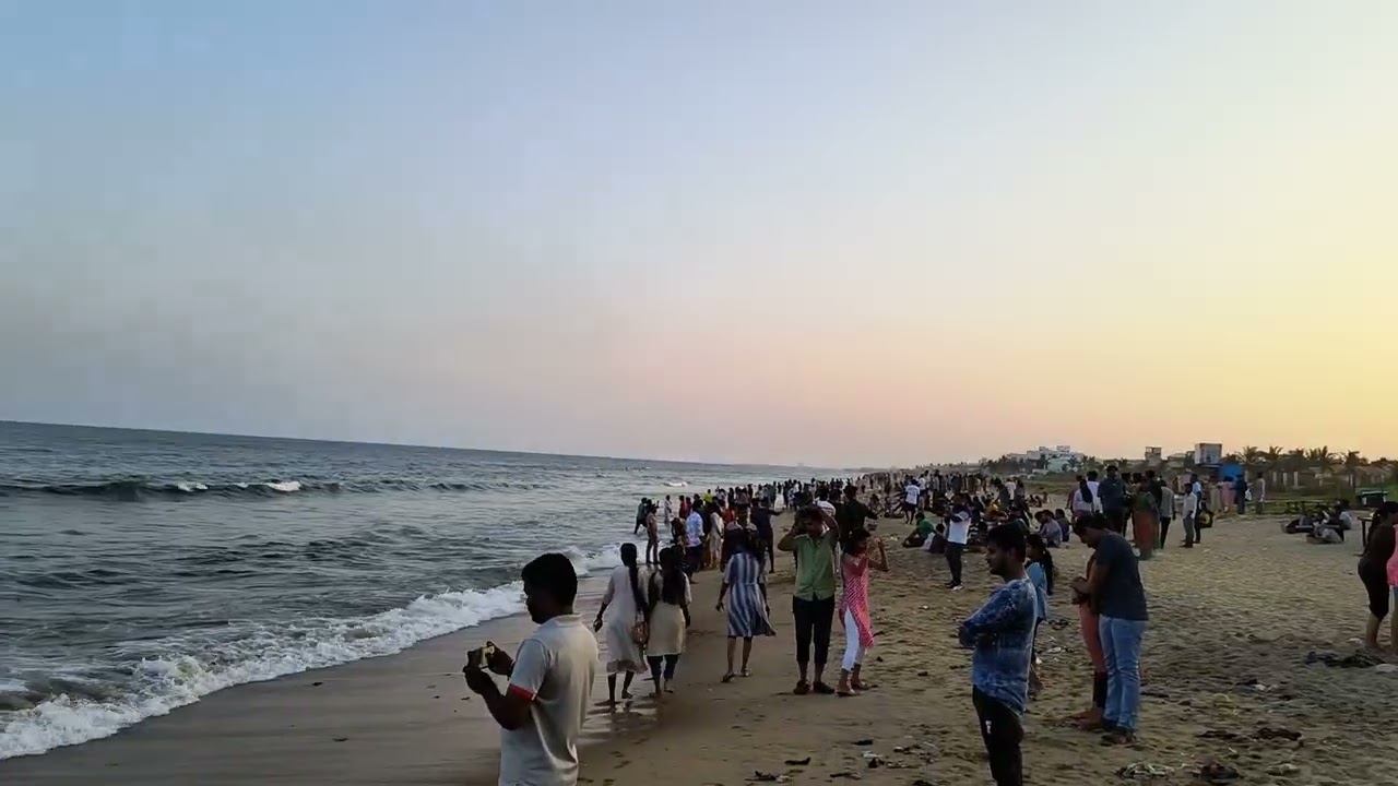 Ecr beach 🏖️ people visit and watch sunrise