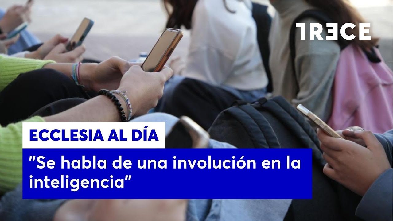 Francia prohíbe las redes a menores de 15 años