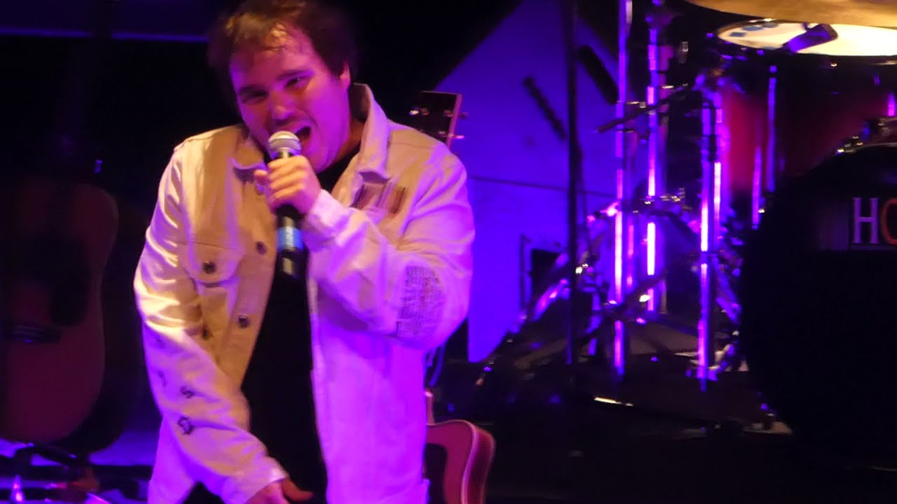 Jim Bauer Kiss (Prince) @SummerTour21 Noisy-le-Grand 10/7/2021