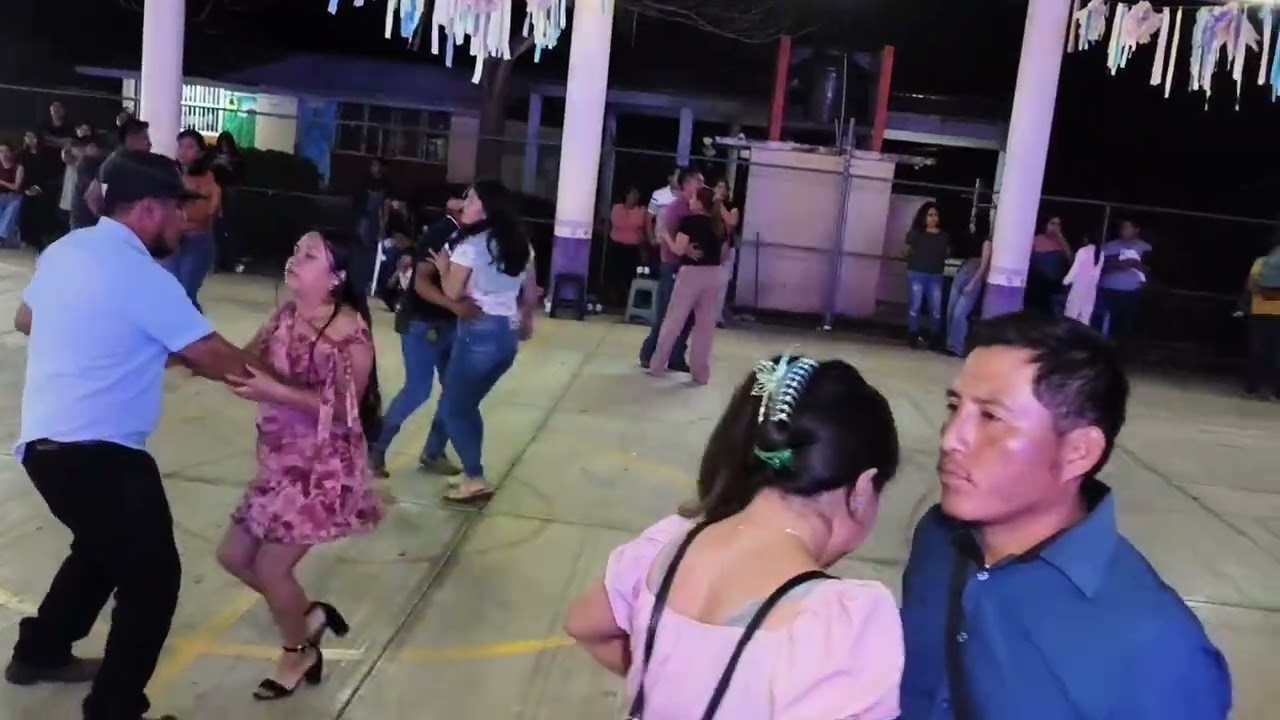Kary Jr presentación en el cierre de carnaval en la Esmeralda Chicontepec, Veracruz 2026.