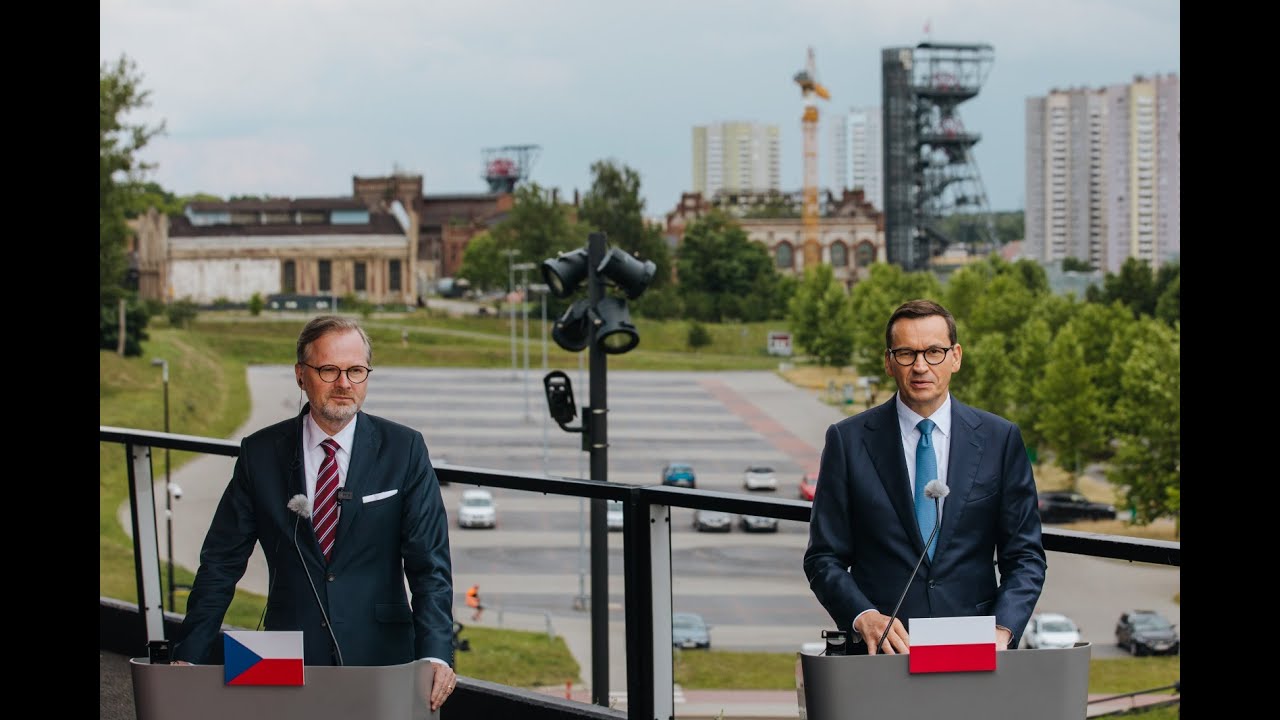 Mateusz Morawiecki i Petr Fiala po międzyrządowych konsultacjach polsko-czeskich w Katowicach