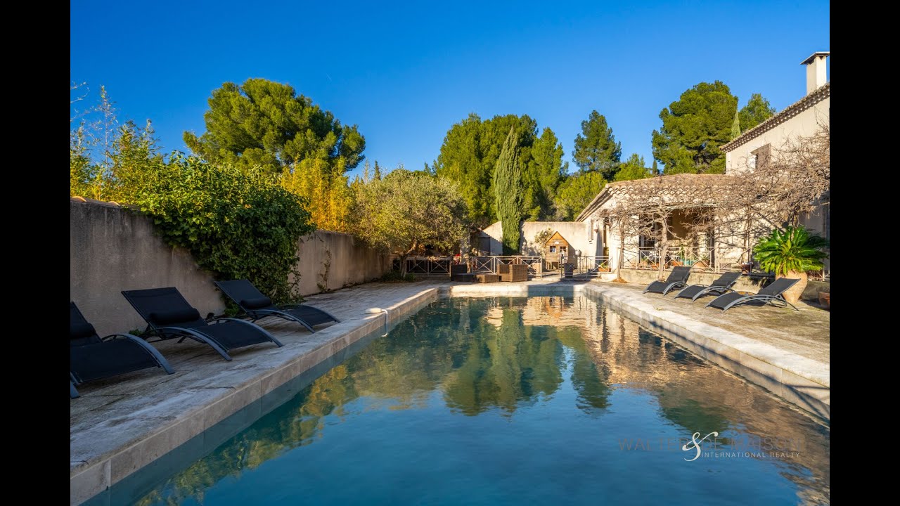 A VENDRE  / Maison à Maussane les Alpilles (13)