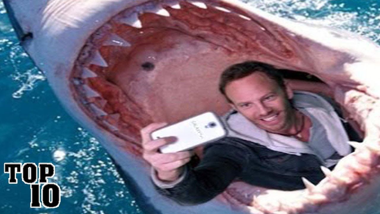 Top 10 Selfies Of All Time