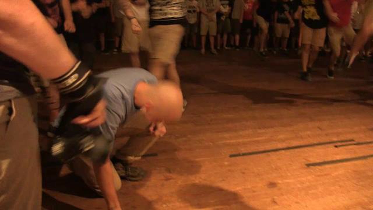 [hate5six] No Tolerance - July 09, 2011