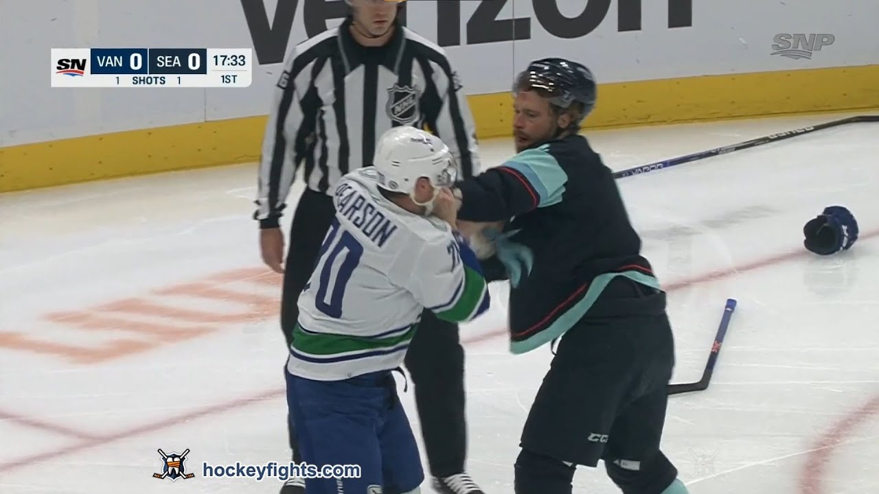 Tanner Pearson vs Adam Larsson Oct 27, 2022