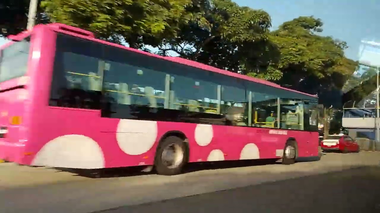 Mobil kecepatan 5000cc