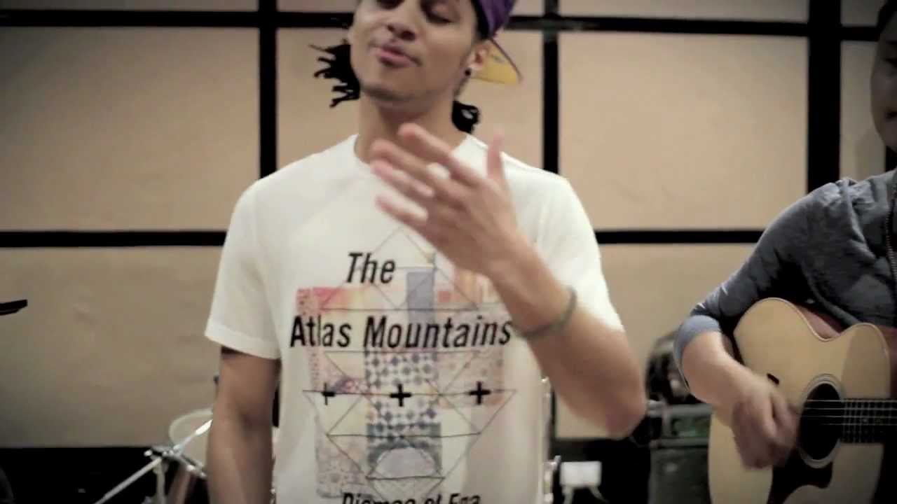 Bluey Robinson x Jeremy Passion - 'Just Friends' | Acoustic Sessions
