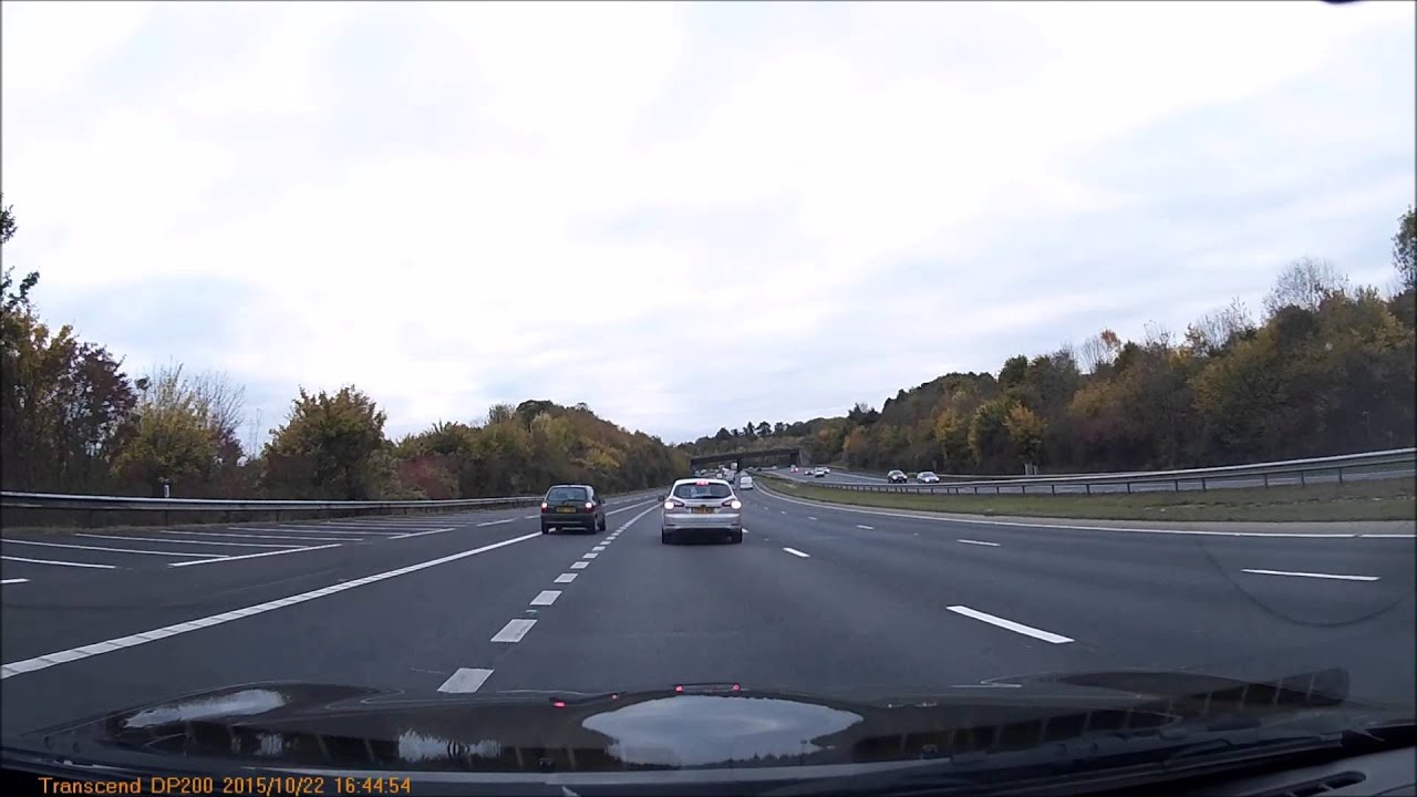 Dashcam - Failing at merging onto the Motorway