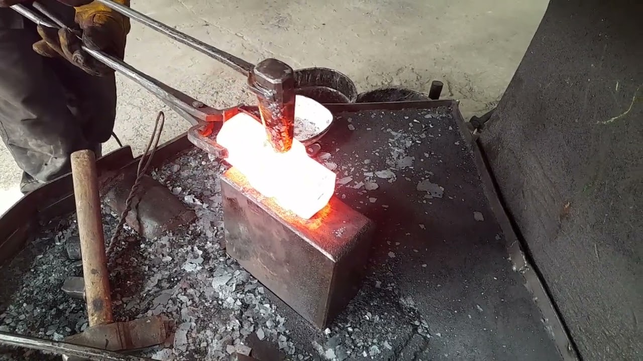 ковка кувалды.