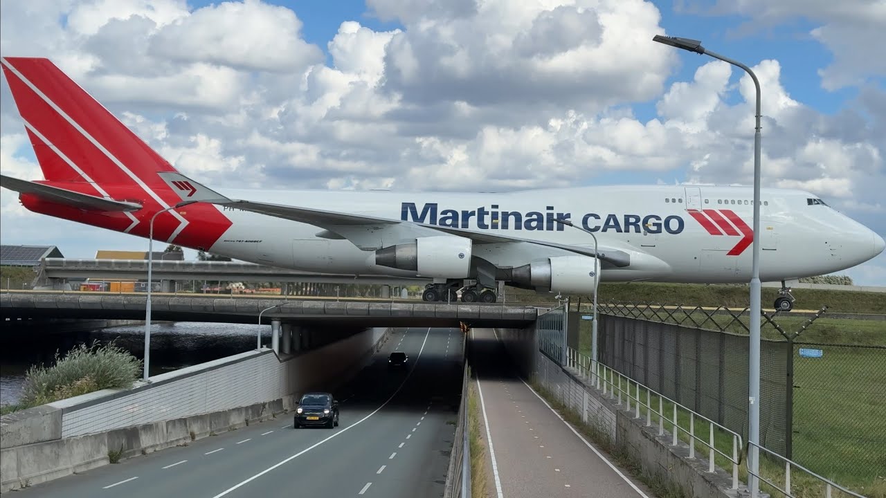 BOEING 747 MARTINAIR CARGO (NAIROBI TO AMSTERDAM) LANDED SCHIPHOL AIRPORT TAXIING PHMPS / MP83872