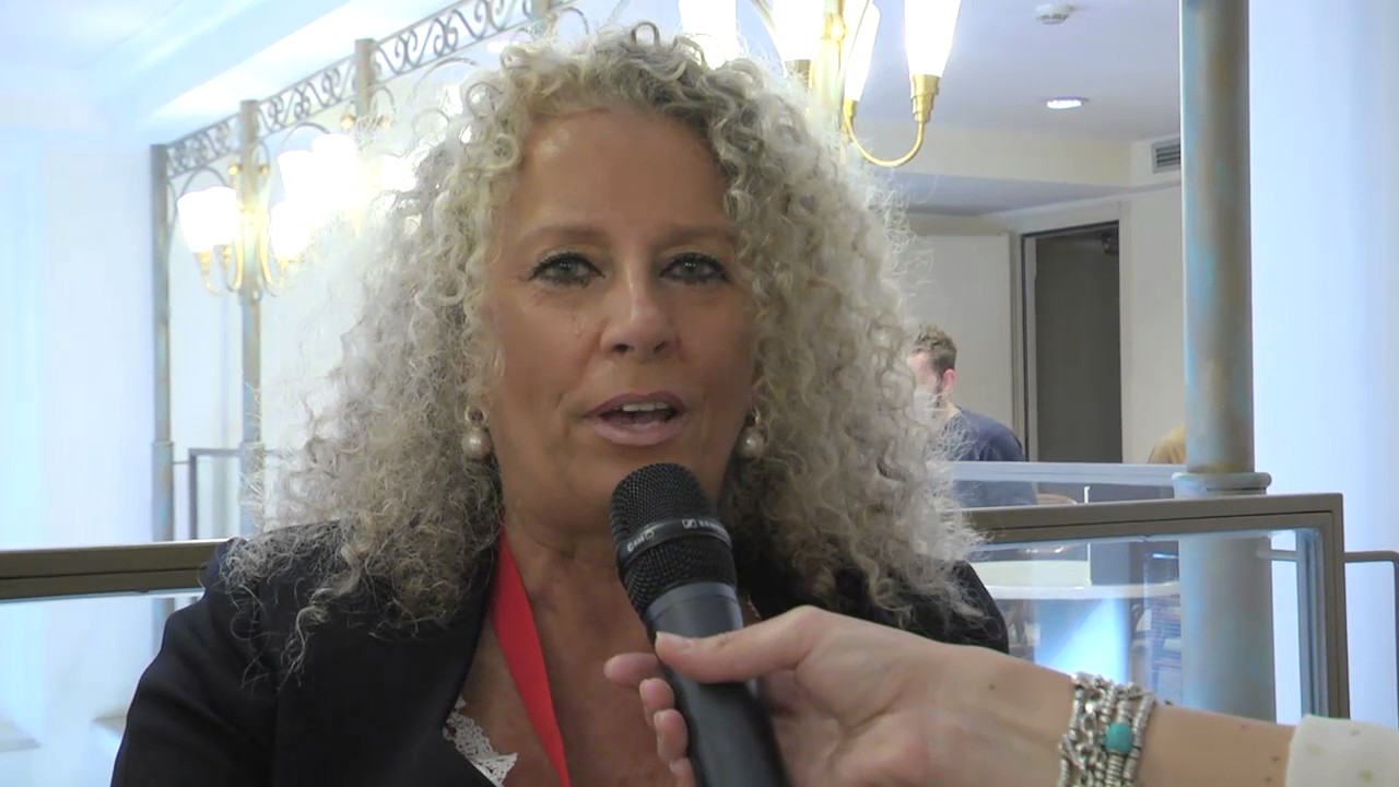 Marta Mani al Congresso L'UOMO CON LA VALIGIA- Ventennale ISFAR