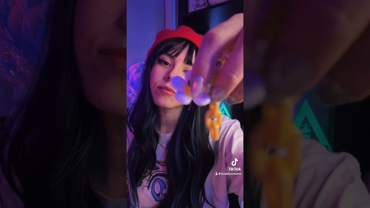 The way the last one made my face look 😅 #asmr #asmrthisorthat