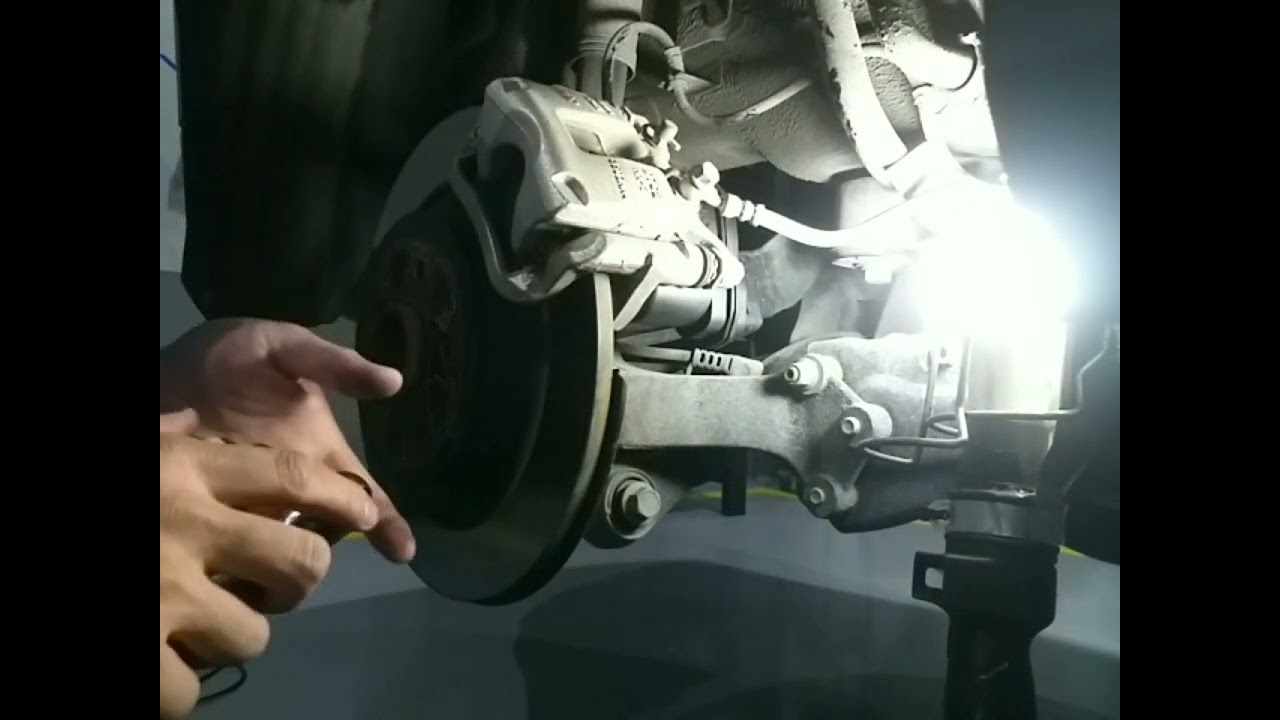 Replace the malfunction EPB Motor (x70 s)