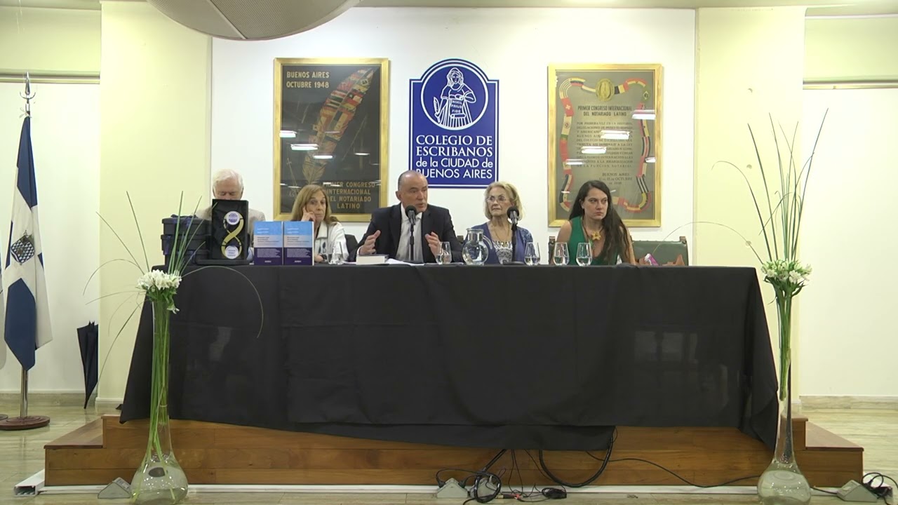 1. Apertura del Acto de Fin de Año y Diplomas