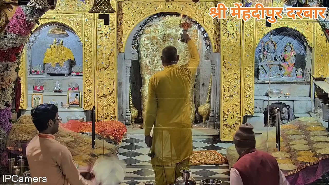 श्री बालाजी महाराज के रोजाना आरती दर्शन करने के लिए हमारे चैनल को सब्सक्राइब करें। #balaji #aarti 