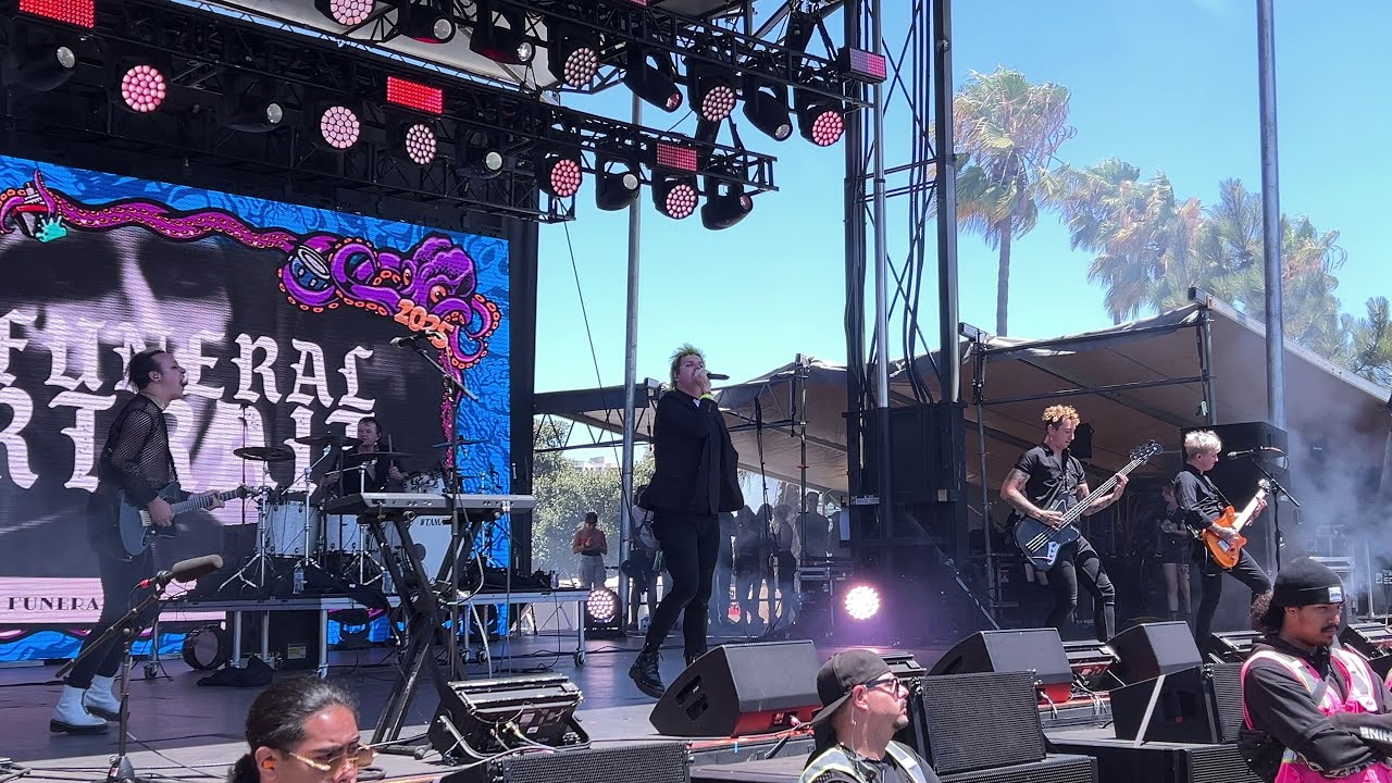 The Funeral Portrait · 2025-07-27 · Warped Tour @ Shoreline Waterfront · Long Beach · full live show
