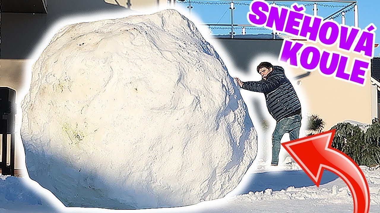 NEJVĚŤS&Iacute; SNĚHOV&Aacute; KOULE NA SVĚTĚ? w/ House