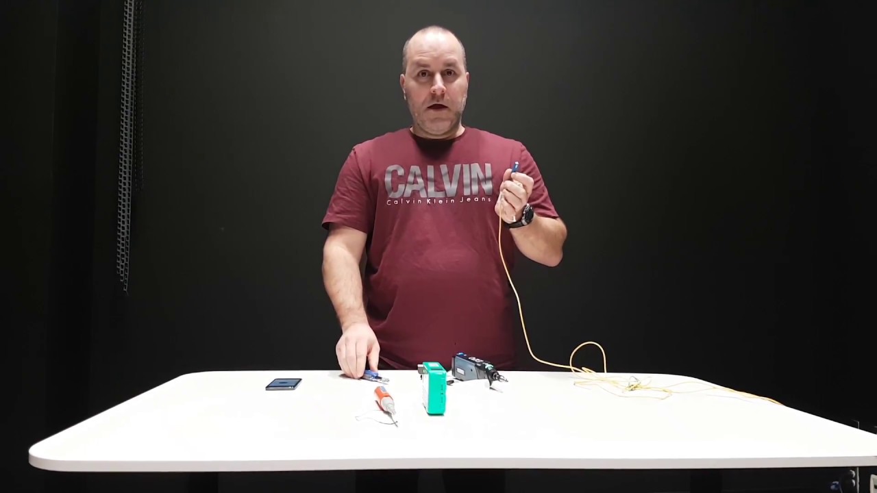 How to clean fiber connectors before inspection | FIP-435B