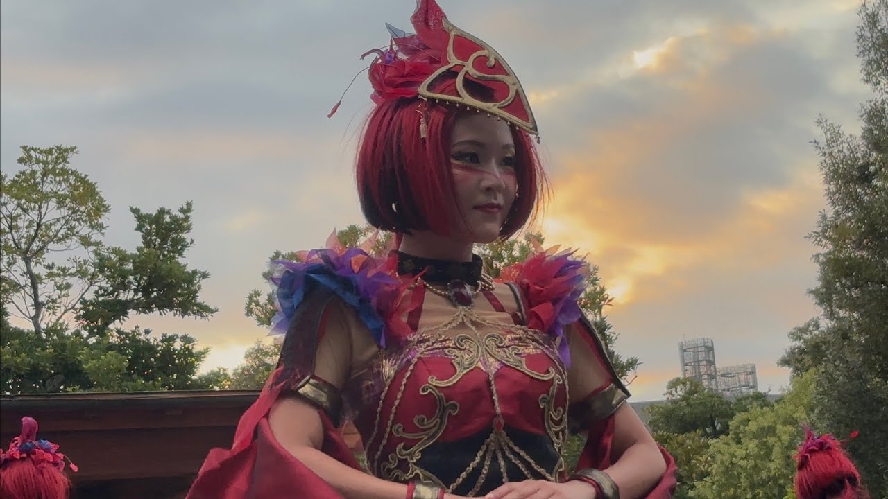2025 ザ・ヴィランズ・ハロウィーン“Into the Frenzy 3rd DPA席オウムダンサーさんポジ　ダンサーさん中心