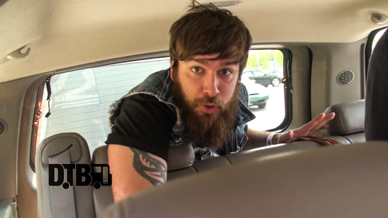 Wilson - BUS INVADERS (The Lost Episodes) Ep. 73