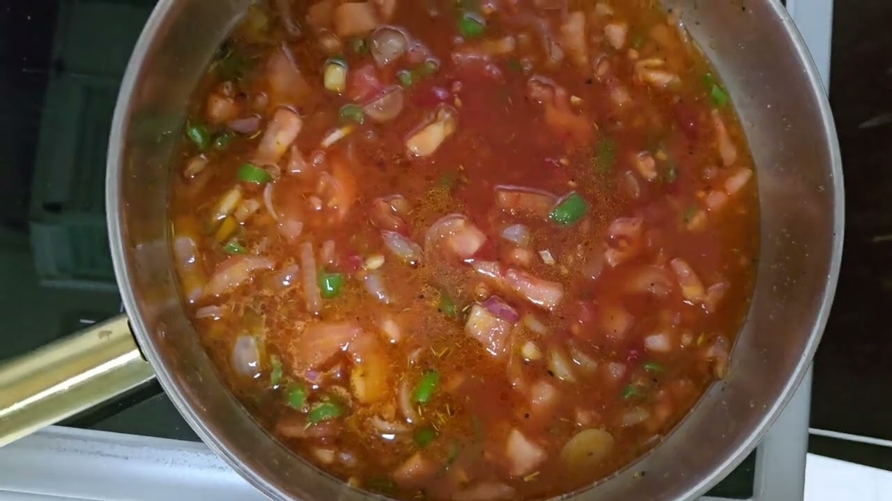 مطبق الباذنجان، والكوسا، والبطاطا