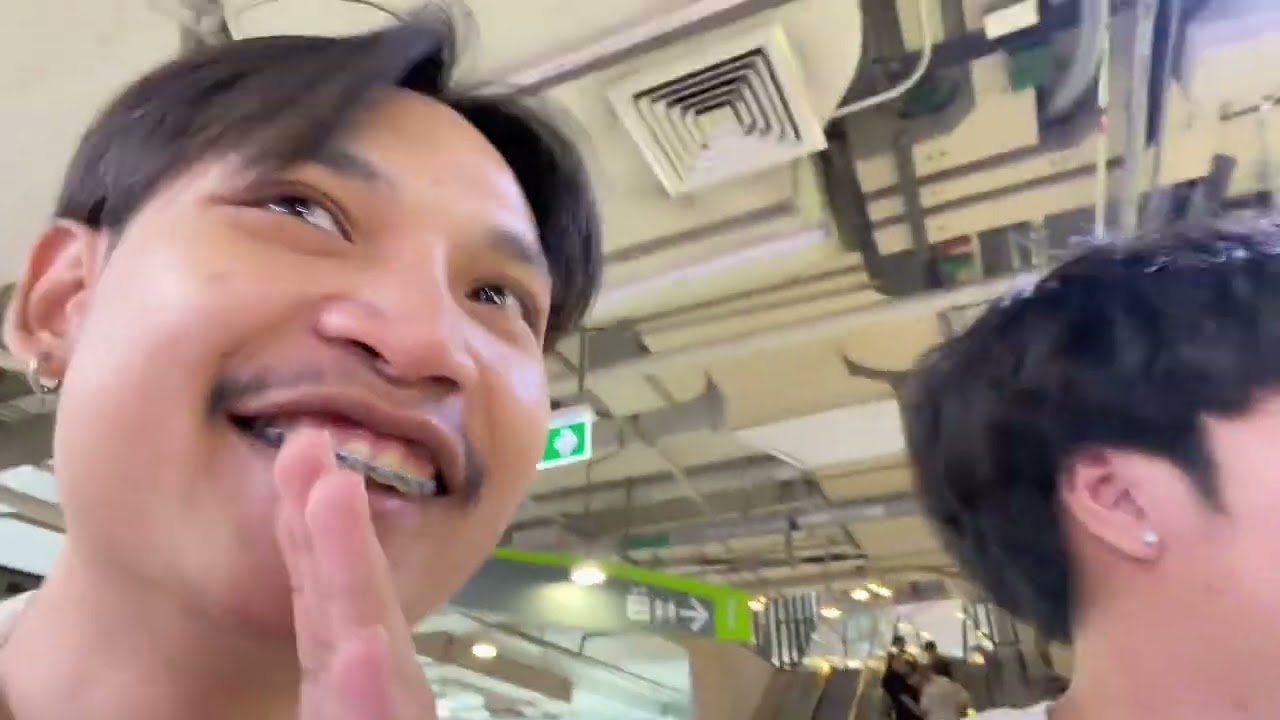 เป็นเด็กสยาม1วัน!!!  Part1 (มุมกล้อง Black G)