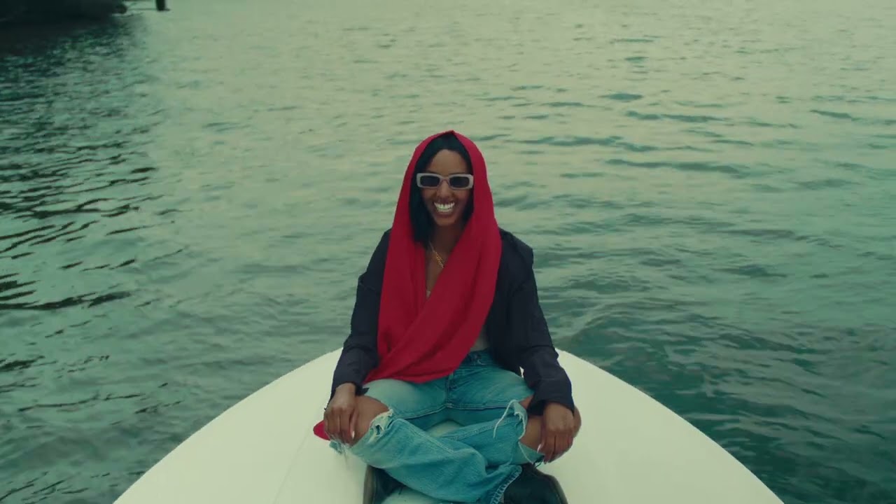 Khadija - Soul Clap [Official Music Video]