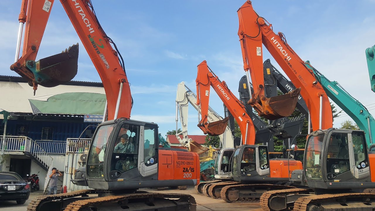Bàn Giao Máy Xúc HITACHI ZX135 Và ZX200-3 Về Komtum Nhập Nội Địa Nhật | Mỷ Cơ Giới 0909916091