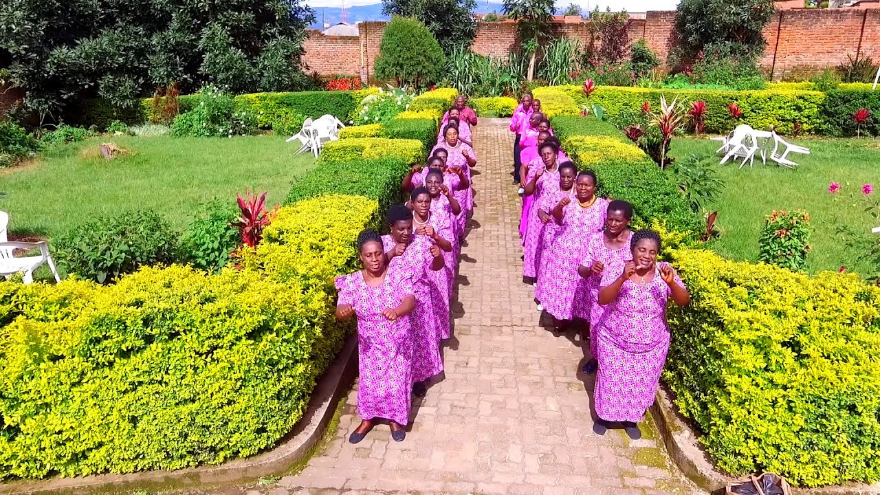 GWISWILE     - KWAYA KUU YA MUUNGANO MTAA WA TUKUYU MORAVIAN