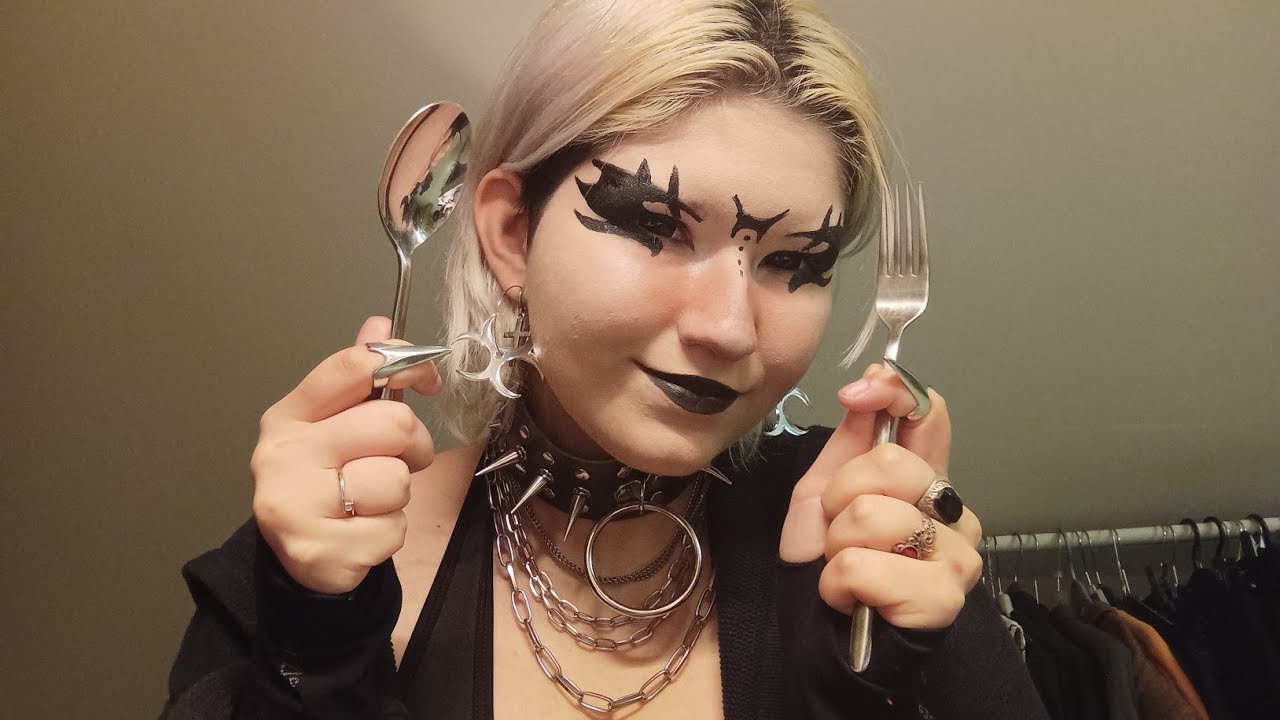 ASMR | eating your face (i'm hungry)