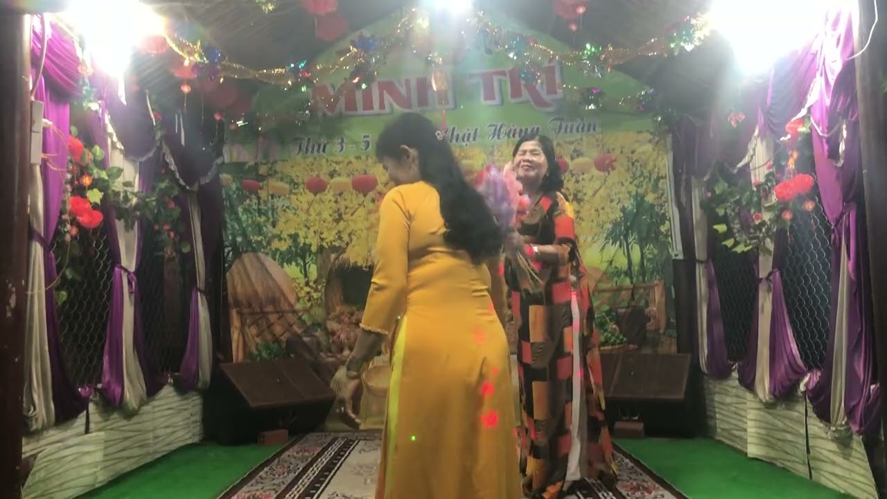 ngày 12 tháng 2, 2026