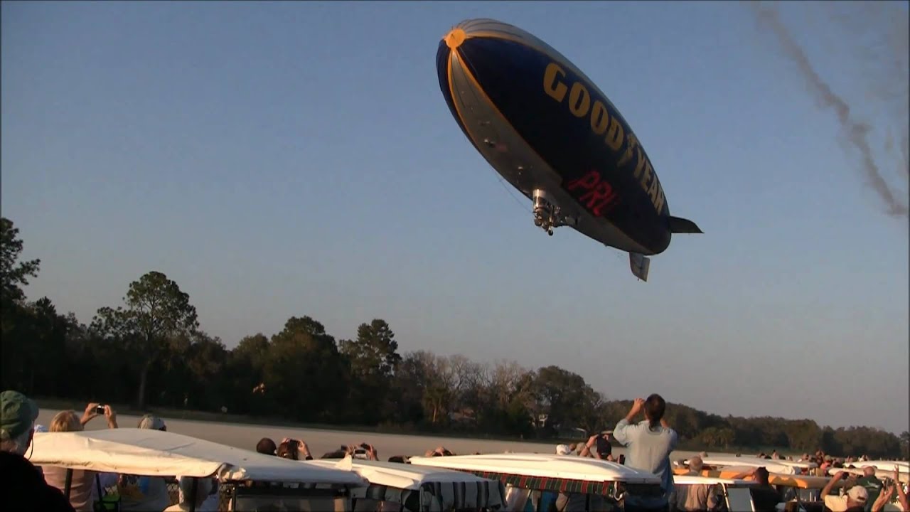 Goodyear Blimp at Spruce Creek + in-flight shots - HD