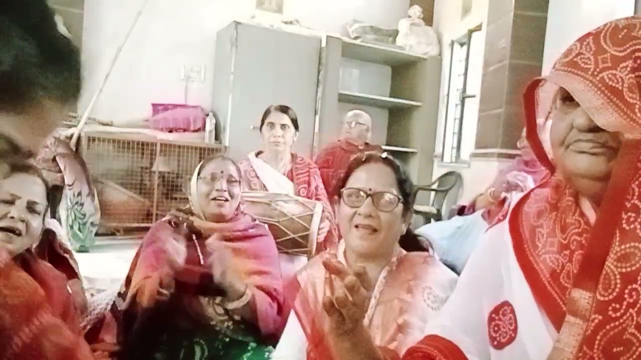 Holiya m ude re gulal  💐🙏