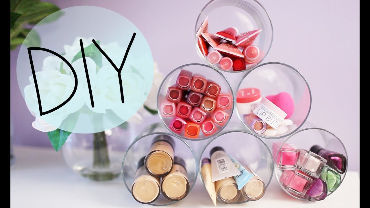 DIY Candle Jar Organizer & Ideas to Upcycle Bath & Body Works Jars {Makeup organizer}