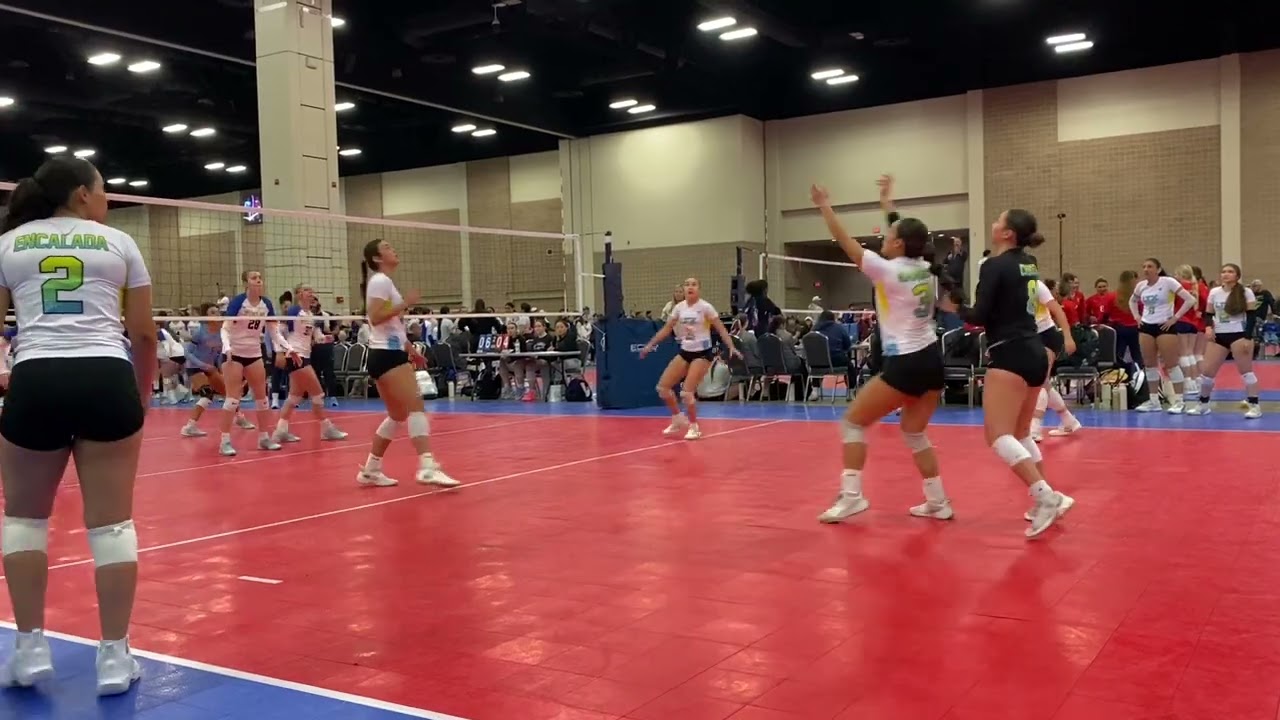 Iza Gamboa #3 Serve Receive