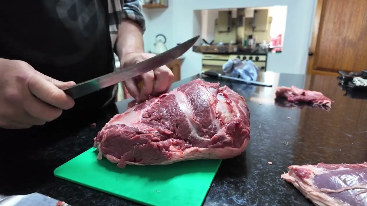Breaking Down a Whole Rump – Picanha, Steaks & Souvlaki Cuts