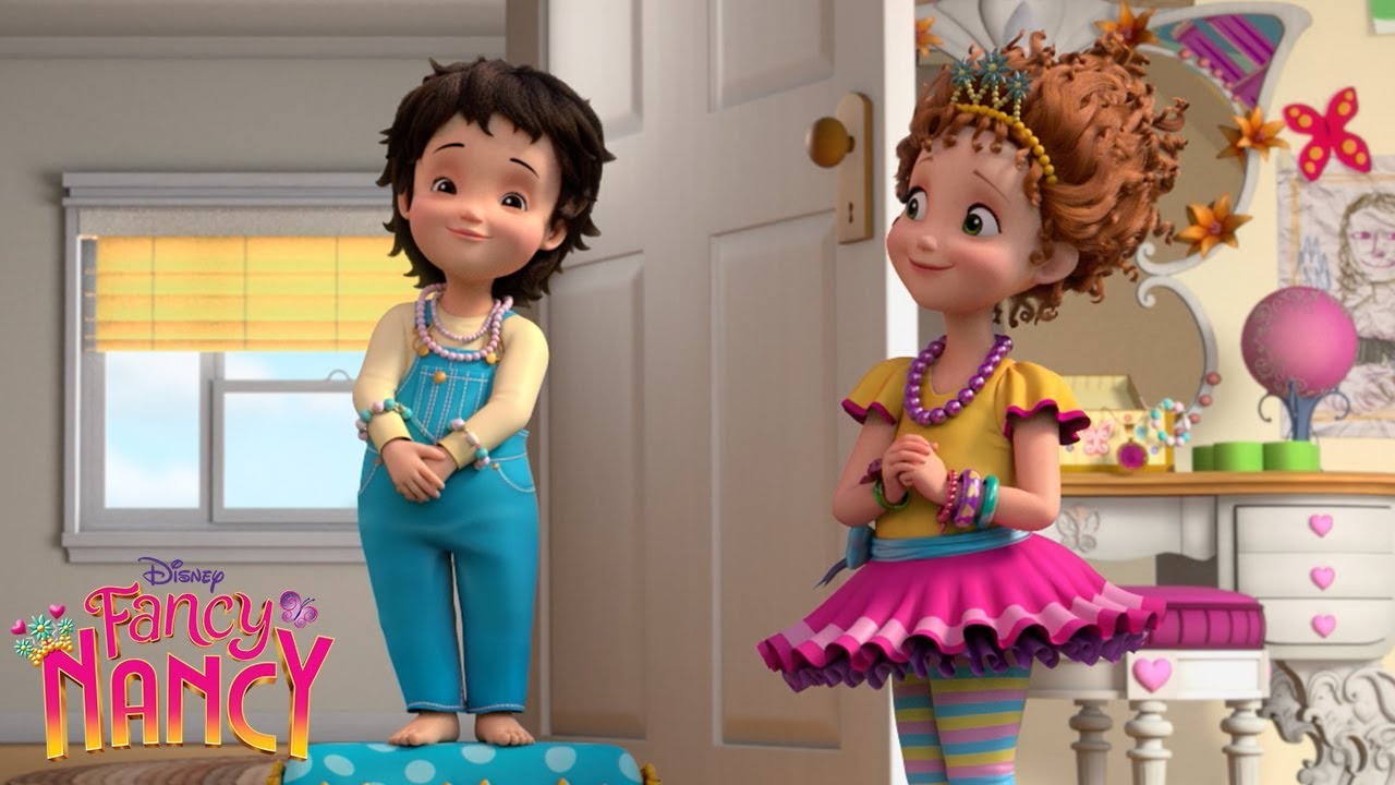 How to Make a Plain Outfit Fancy | Fancy Nancy | Disney Junior