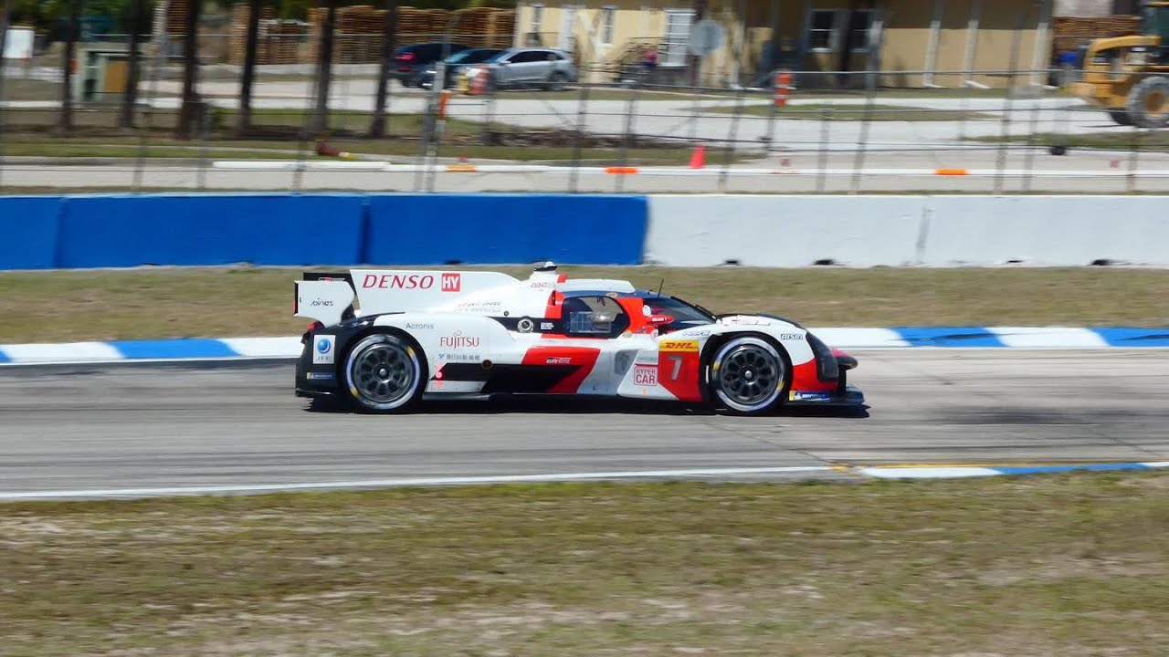 Toyota Hypercars flying into turn 10 at Sebring! Super deep bassy Twin Turbo V6 sounds.
