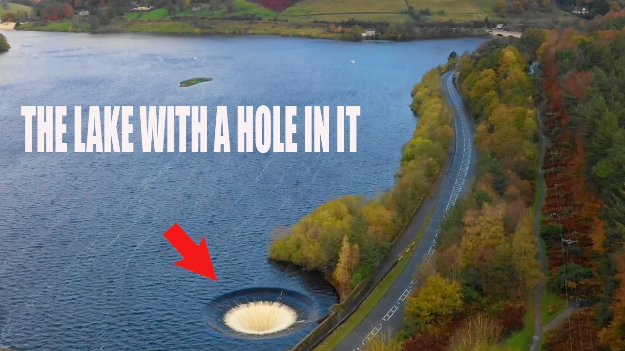 This lake has a HUGE hole in it! (Ladybower plughole, Peak District, England)