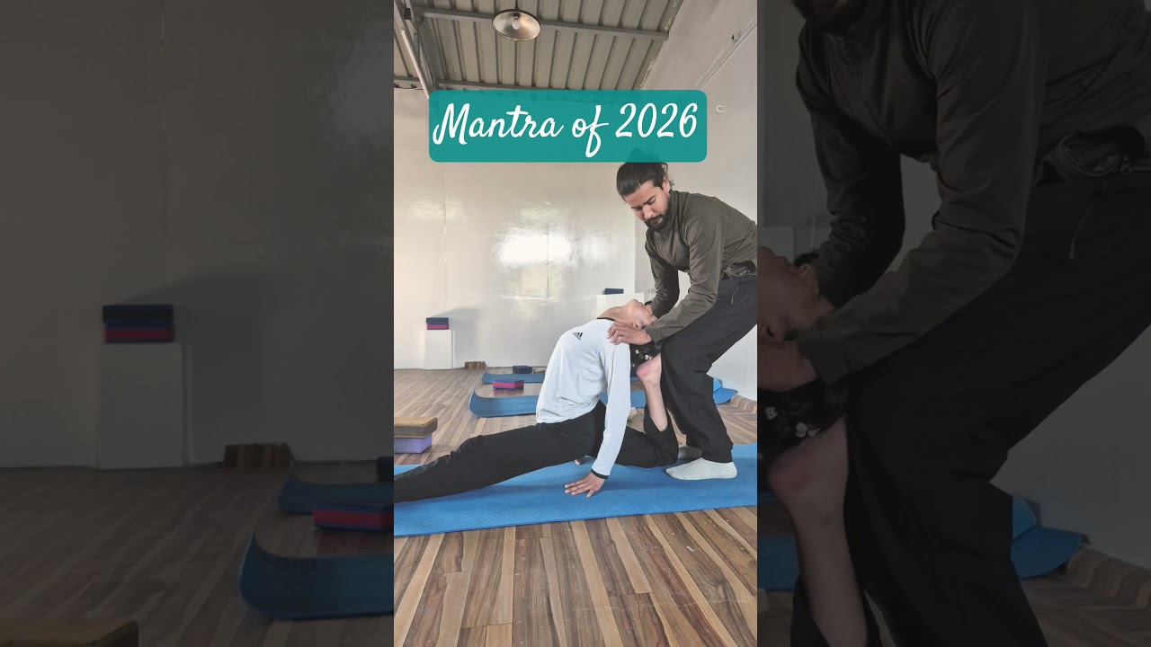 #yogashorts